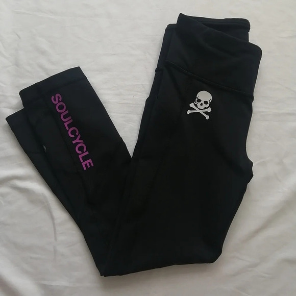 Lululemon SoulCycle Wunder Train 22" Crop Leggings with Mesh Size 4 - Picture 10 of 16